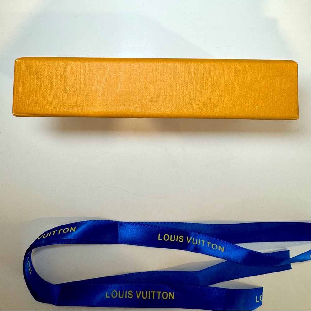 Louis Vuitton Signature Empty Jewelry Box With Ribbon - Picture 4 of 8